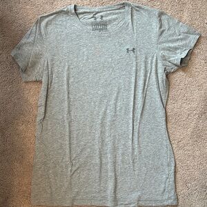 Under Armour Women's Heather Gray Short Sleeve Tee